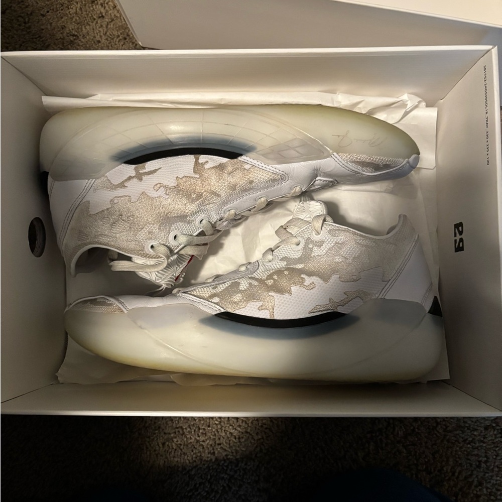Air Jordan 39  Basketball Shoes with Translucent Soles - Picture 2 of 6